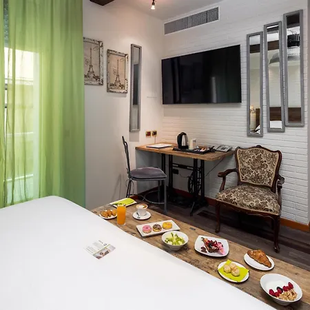 Ξενοδοχείο Western Maison B