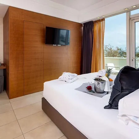 Western Maison B 4*