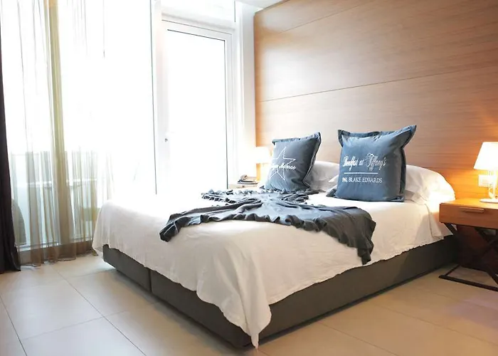 Western Maison B Hotel 4*