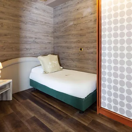 Western Maison B Hotel 4*