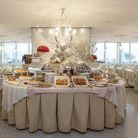 Western Maison B 4* רימיני