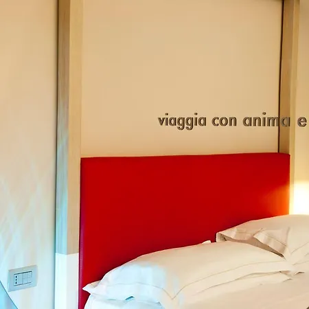 Western Maison B Rimini