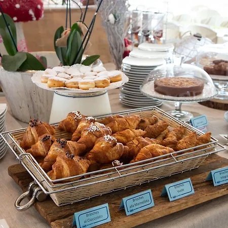 Western Maison B מלון רימיני