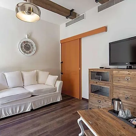 Western Maison B