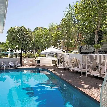 Western Maison B 4*