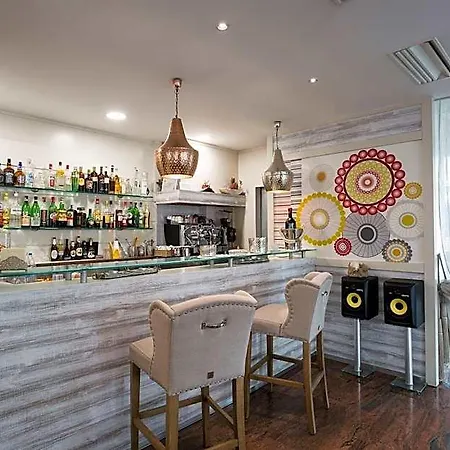 Western Maison B Hotel 4*