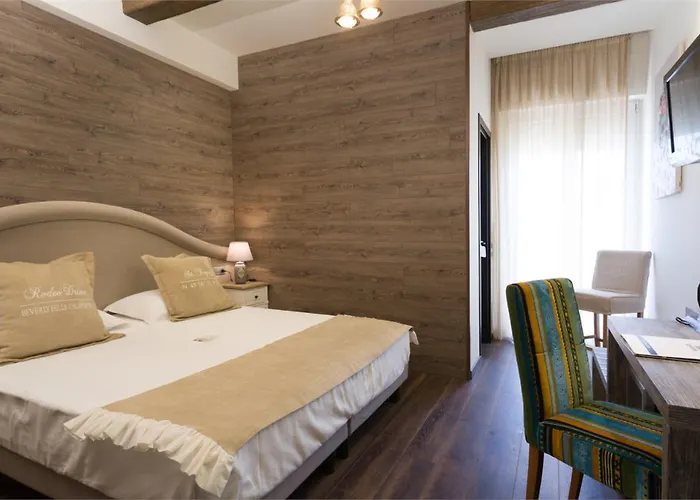 Otel Western Maison B