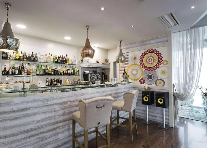 Ξενοδοχείο Western Maison B 4*