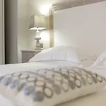Western Maison B 4*