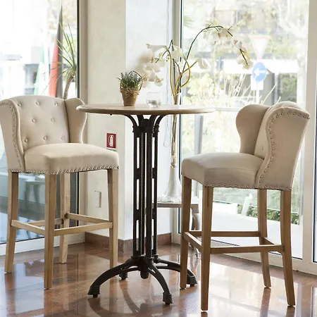 Western Maison B Hotel 4*