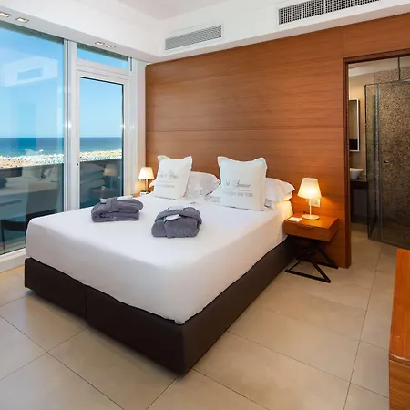 Western Maison B Hotel 4*