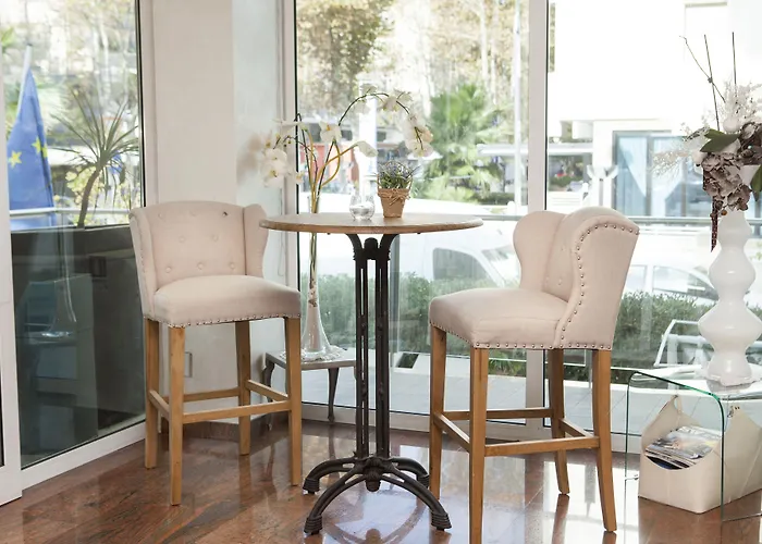 Western Maison B ريميني