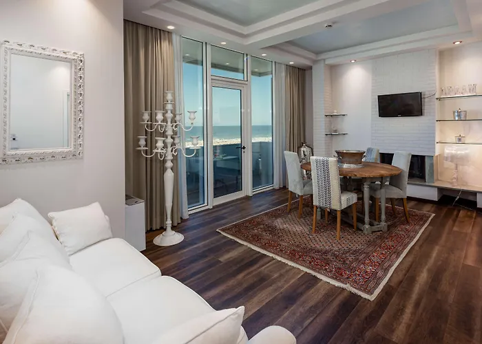 فندق Western Maison B