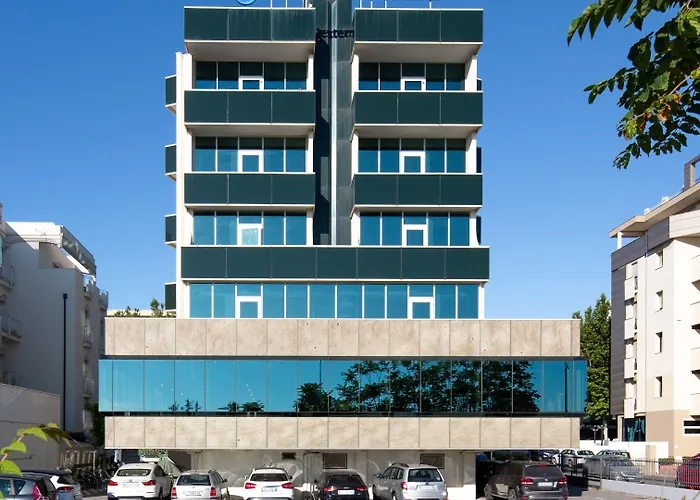 Western Maison B فندق ريميني